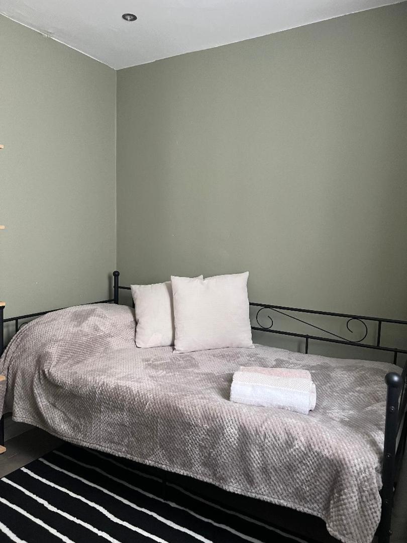 London Property Apartments For Up To 6, Next To Big Ben & London Eye エクステリア 写真